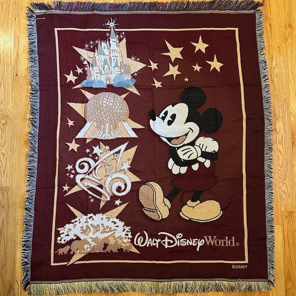 NEW Walt Disney World Mickey Mouse Throw Blanket Tapestry Cotton EPCOT 50x60